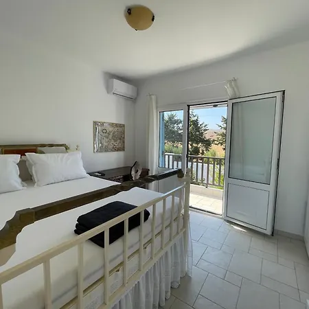 Xenia Terra * Kiotari