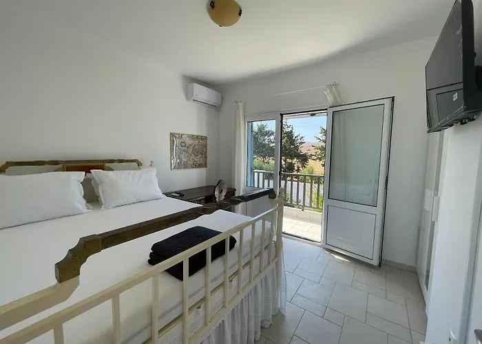 Xenia Terra * Kiotari